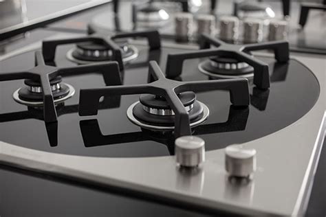 how to relight a frigidaire gas stove